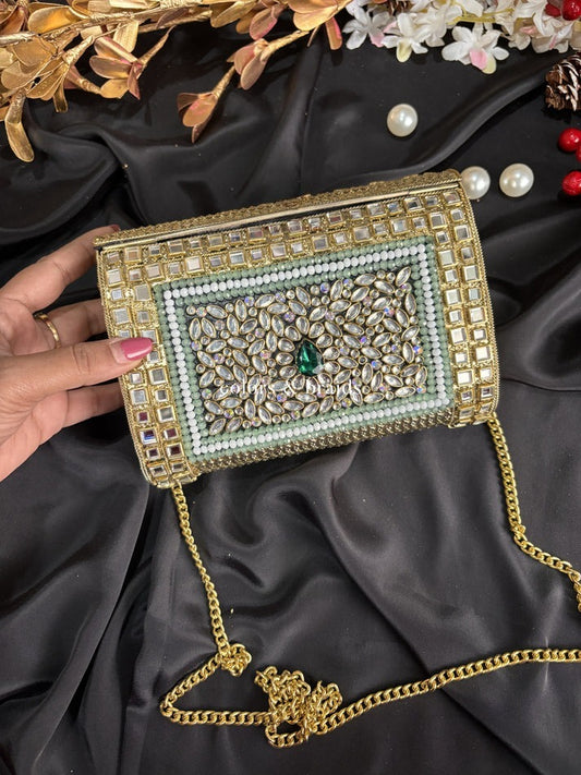 Kundan Clutch