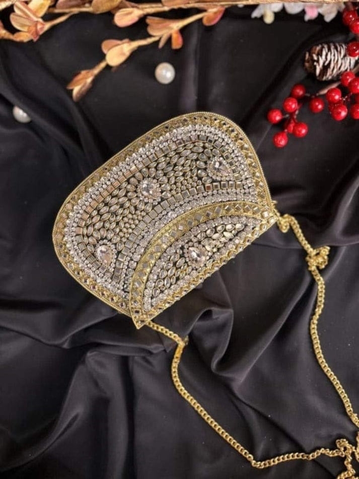 Kundan clutch