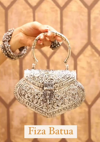 Fiza Batua Silver Heart Clutch